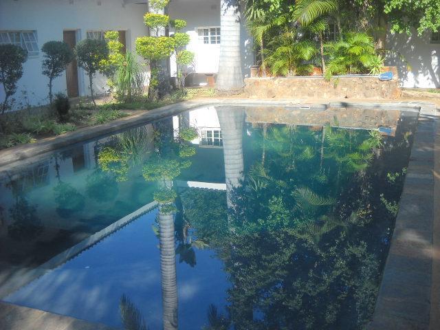 The Beverly Hills Guest Lodge 팔라보르와 외부 사진