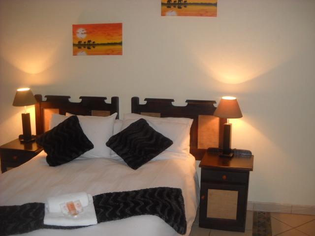 The Beverly Hills Guest Lodge 팔라보르와 객실 사진